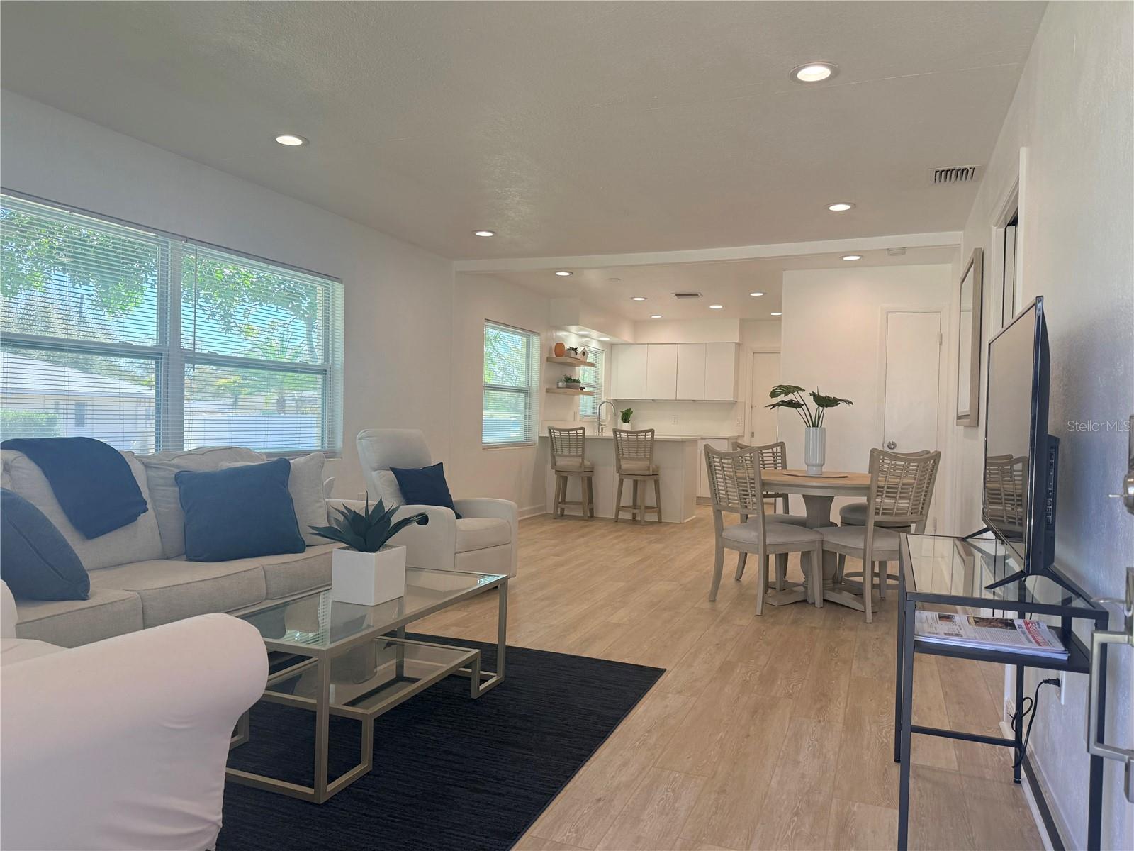 GROVE TERRACE - Residential Lease