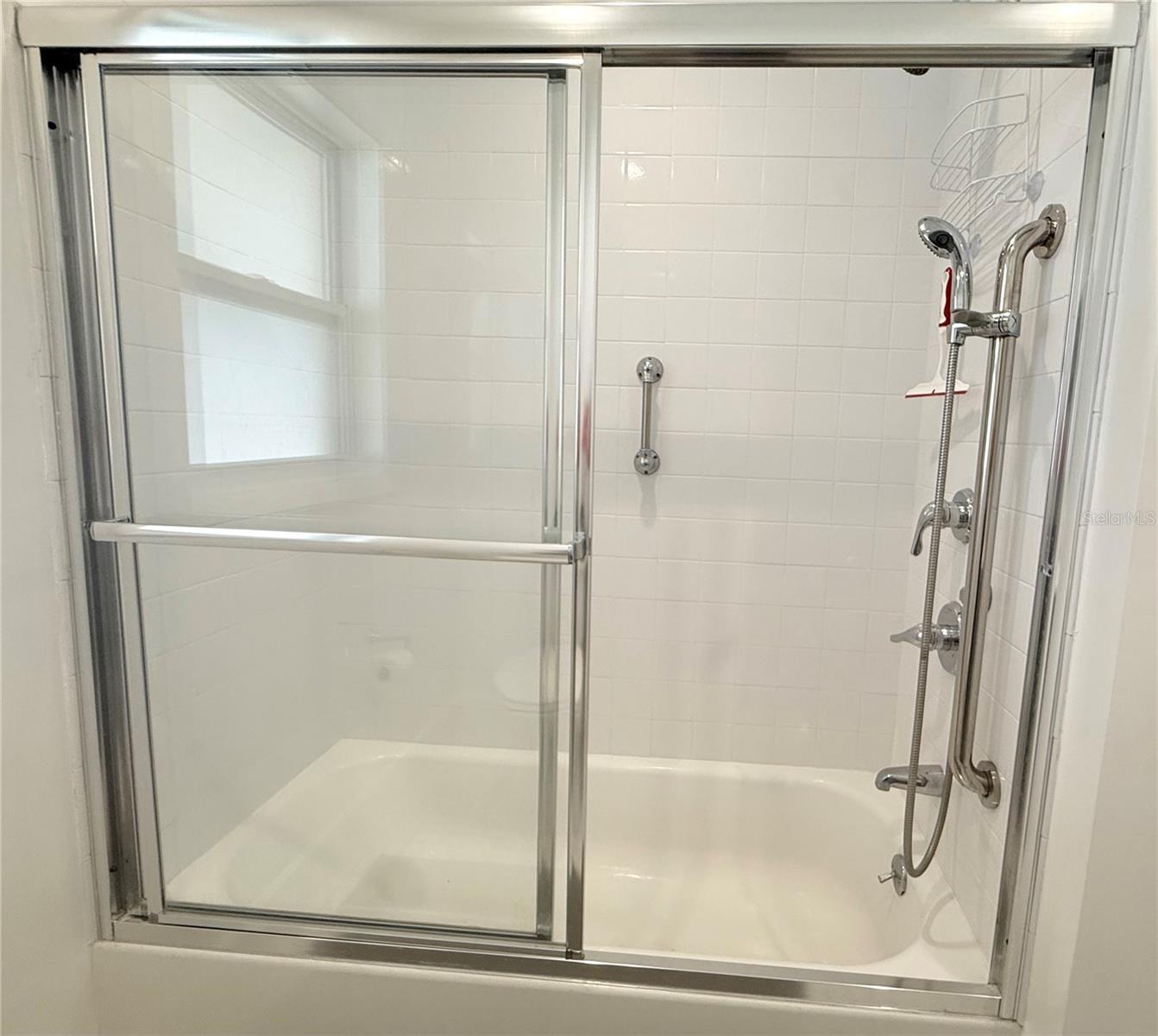 GROVE TERRACE - Residential Lease