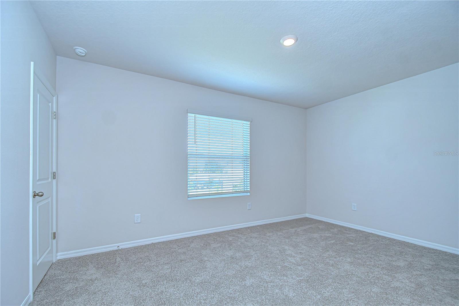 AZALEA SHORES - Residential Lease