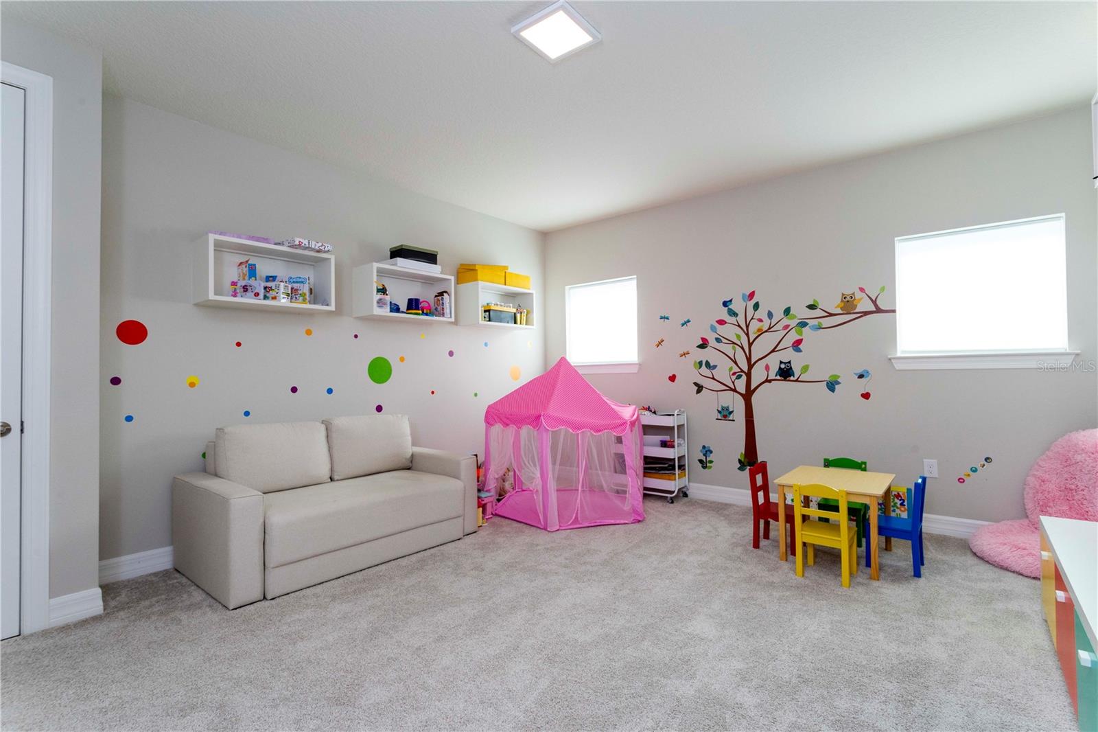 PHILLIPS GROVE - Residential