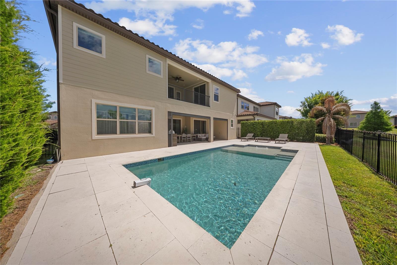 PHILLIPS GROVE - Residential