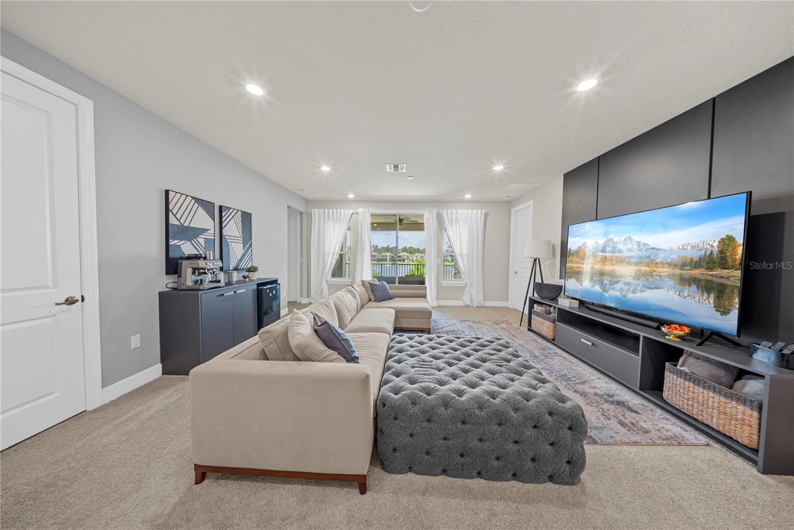 PHILLIPS GROVE - Residential