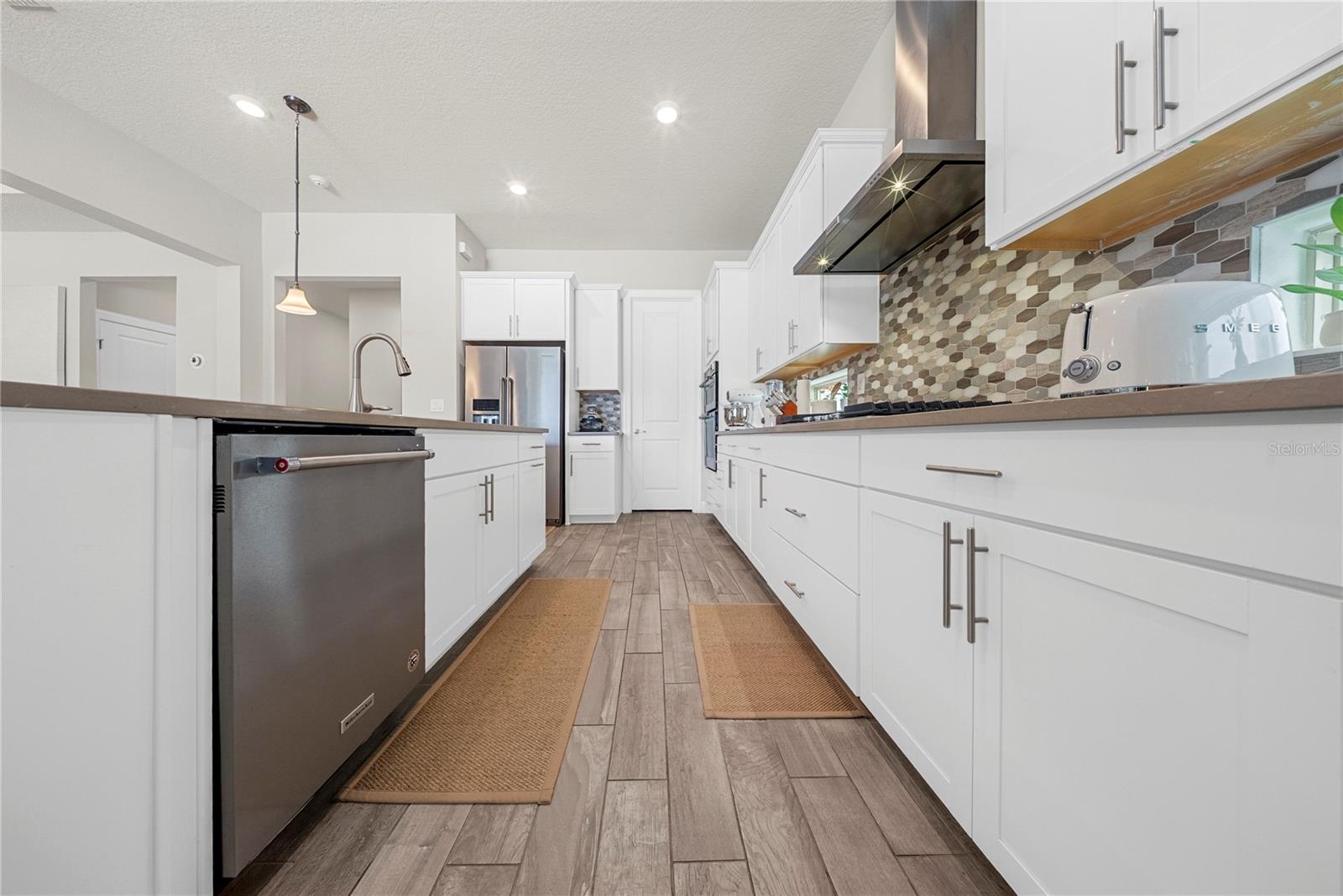 PHILLIPS GROVE - Residential