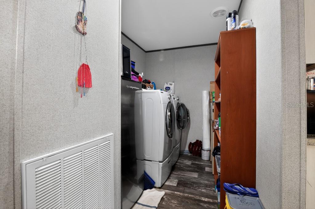 WILLISTON HLNDS - Residential