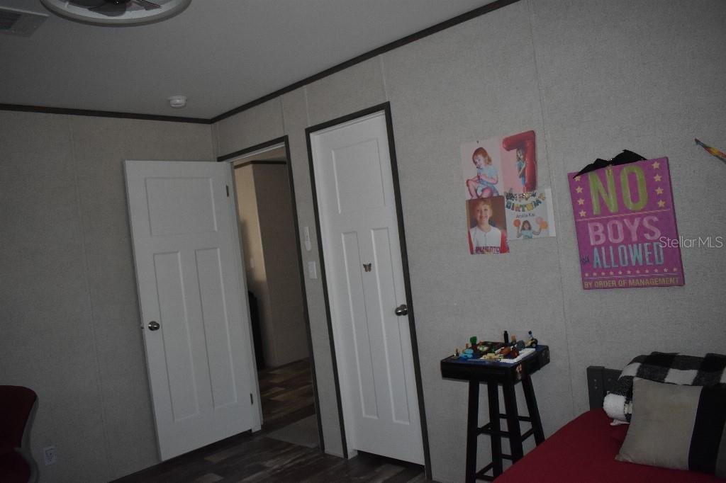 WILLISTON HLNDS - Residential