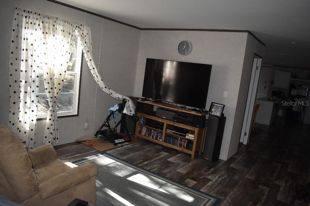 WILLISTON HLNDS - Residential