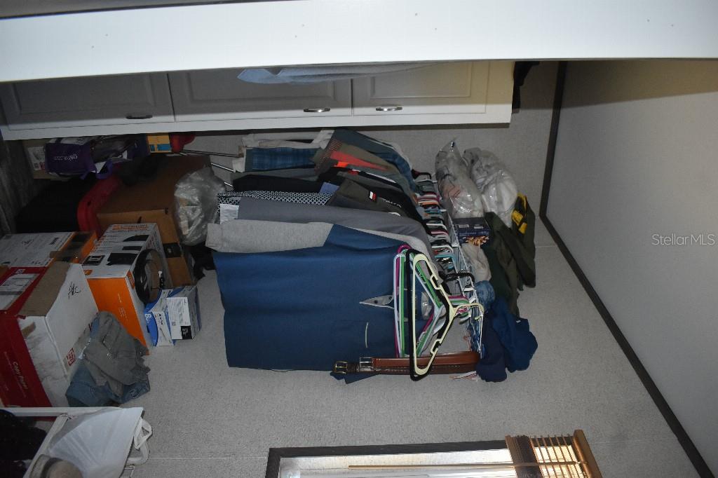 WILLISTON HLNDS - Residential