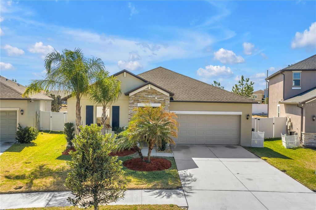 Photo of 11827 Sunburst Marble Road, Riverview, FL 33579 (MLS # TB8471403)