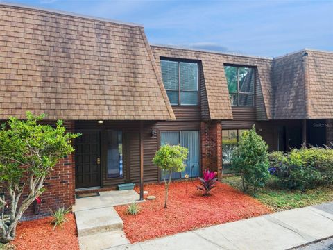 Photo of 1836 N Crystal Lake Drive, Lakeland, FL 33801 (MLS # S5140348)