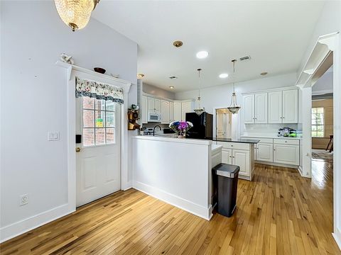 Tiny photo for 34122 Park Lane, Leesburg, FL 34788 (MLS # G5112328)
