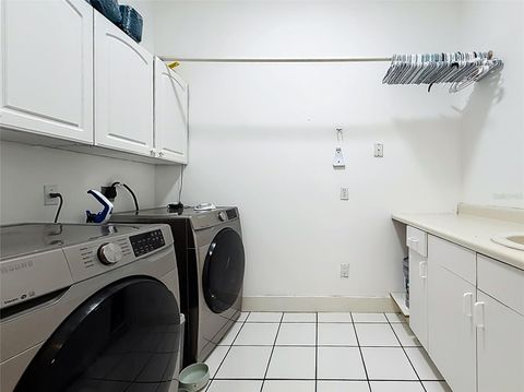 Tiny photo for 34122 Park Lane, Leesburg, FL 34788 (MLS # G5112328)