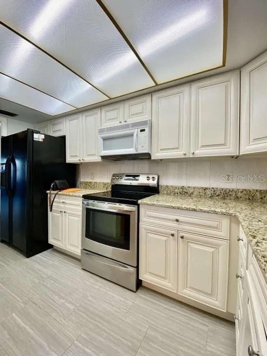 DISSTON ARMS APTS CONDO - Residential