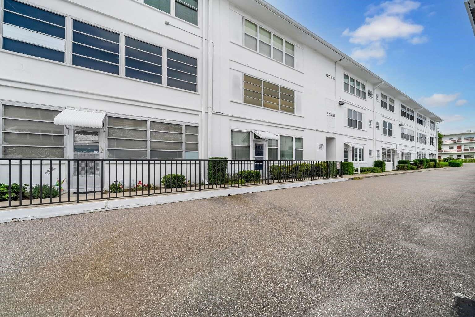 5150 10TH AVENUE N 106