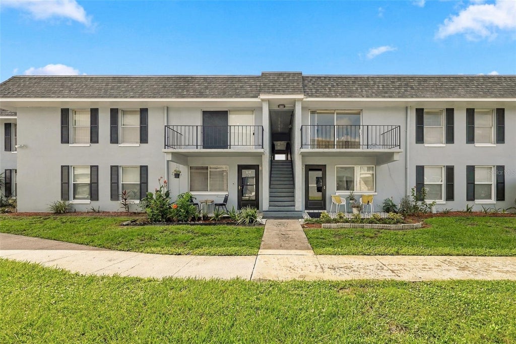 Photo of 905 W Oak Ridge Road #D, Orlando, FL 32809 (MLS # O6444019)