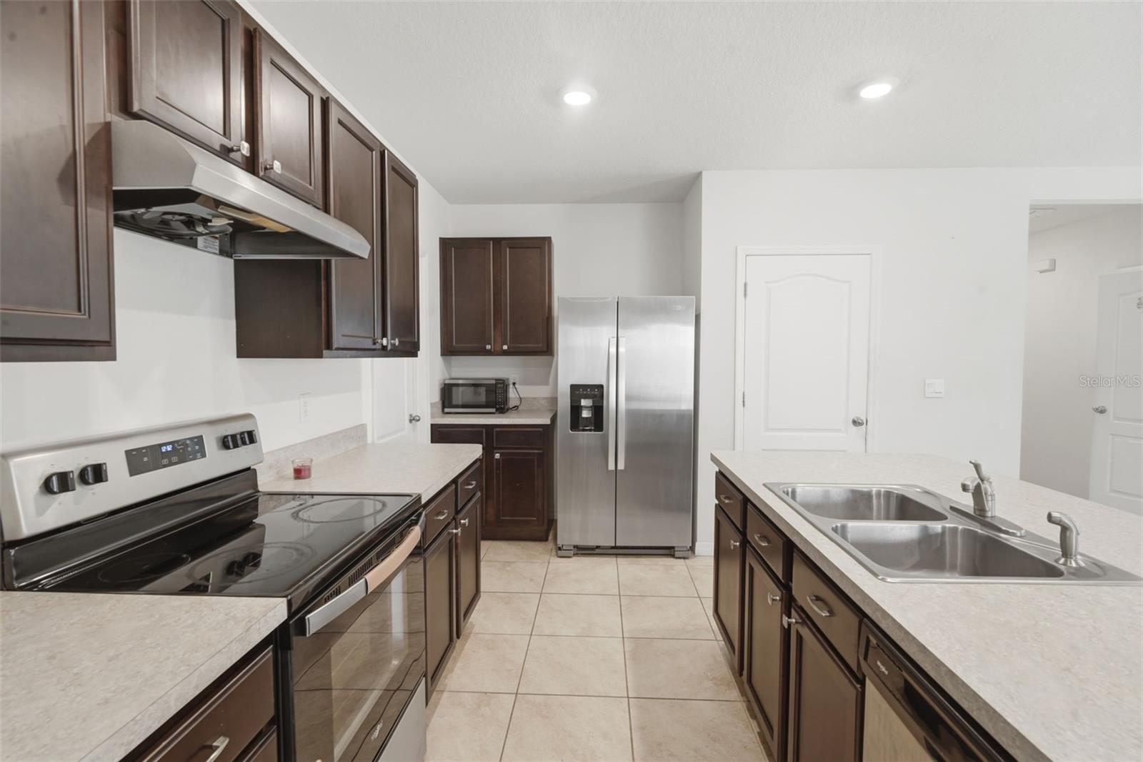 BELLA VITA PH 1B-2 & 2 - Residential