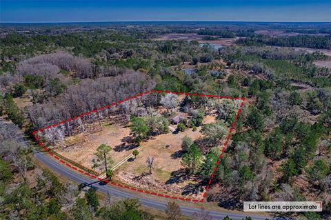 Tiny photo for 5851 NE 77th Avenue, Bronson, FL 32621 (MLS # GC537940)