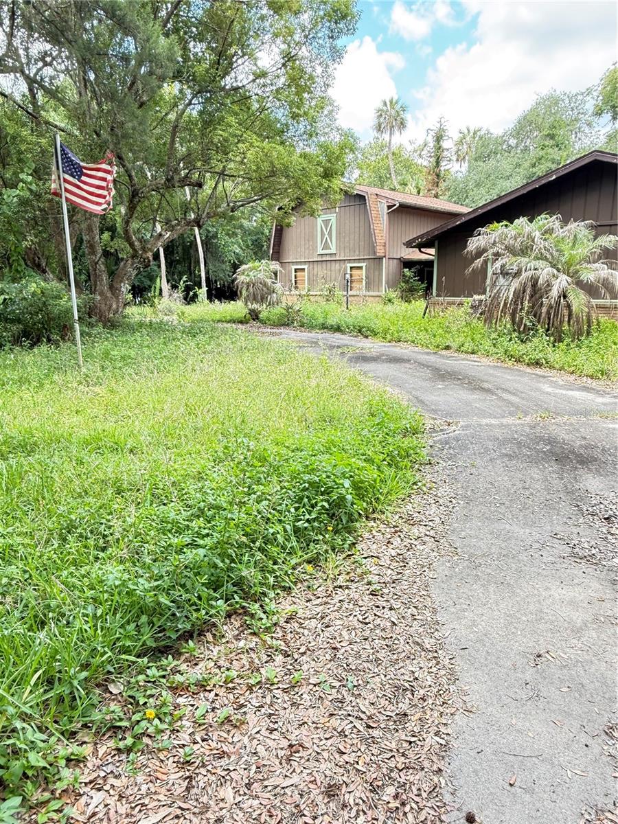 2260 HONTOON ROAD