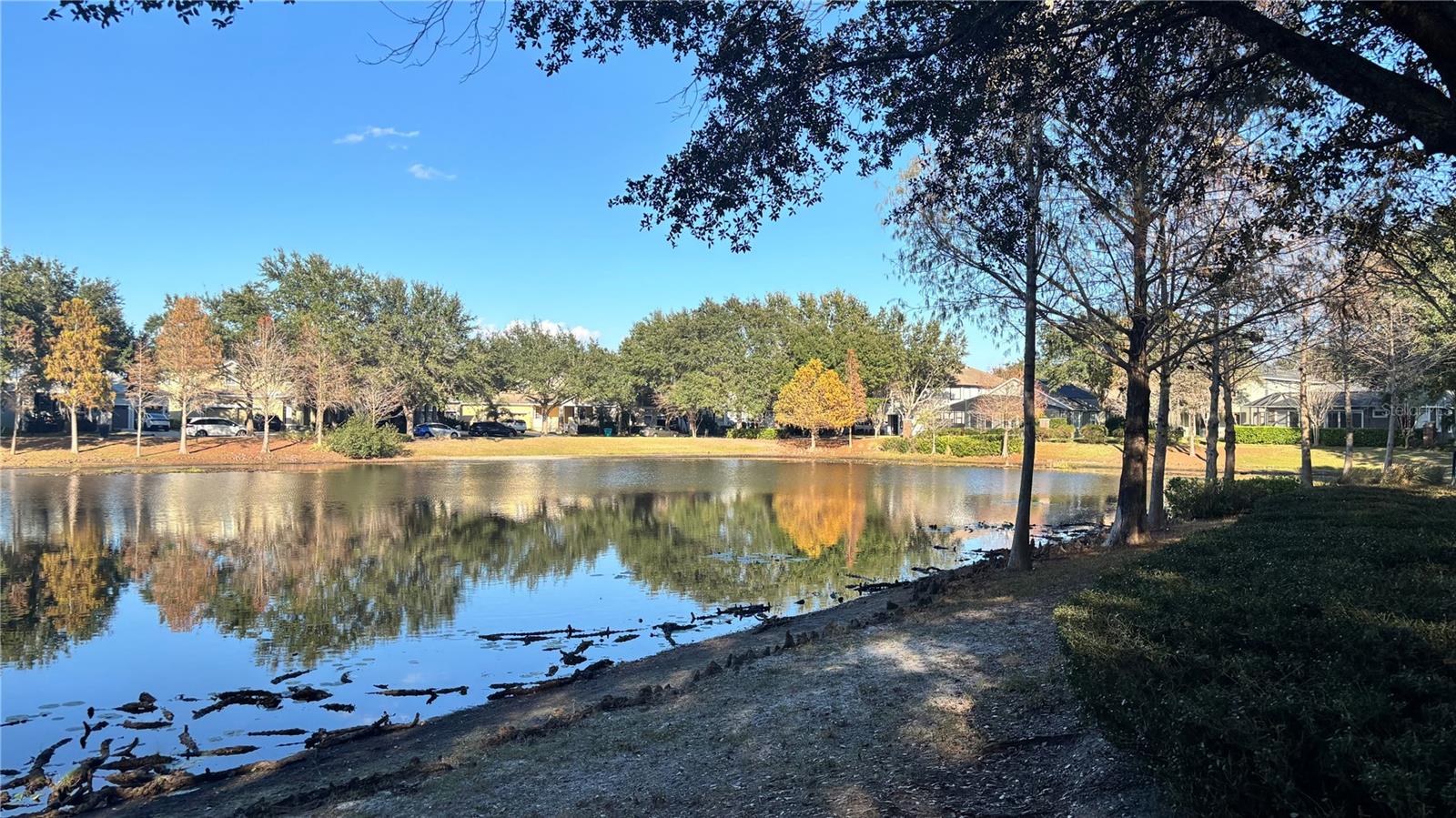 WATERS EDGE/LK NONA - Residential Lease