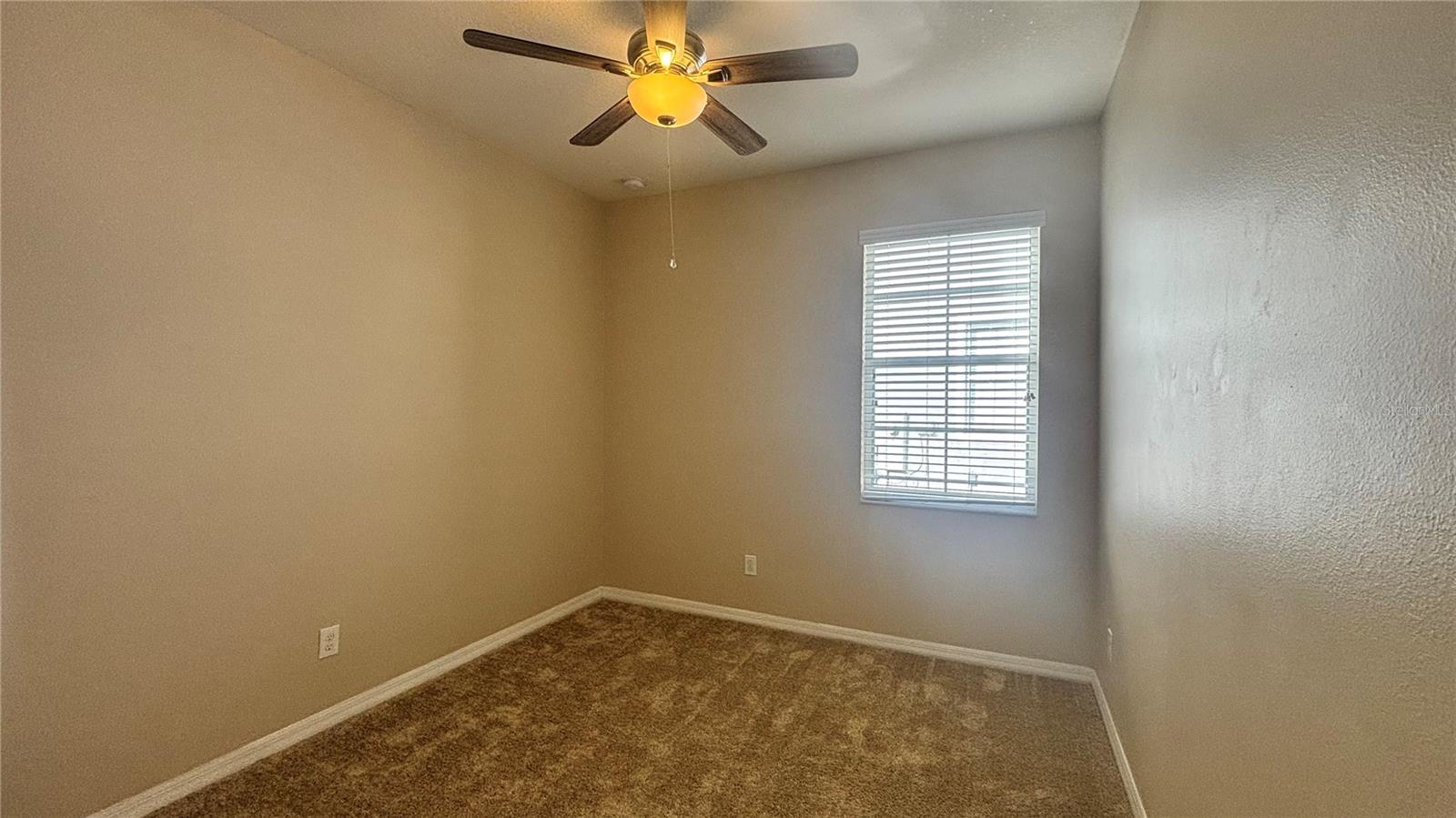 WATERS EDGE/LK NONA - Residential Lease