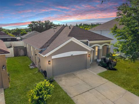 Photo of 10323 Goldenbrook Way, Tampa, FL 33647 (MLS # TB8500171)