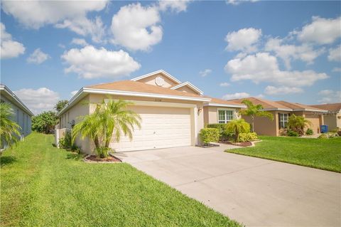 A home in GIBSONTON
