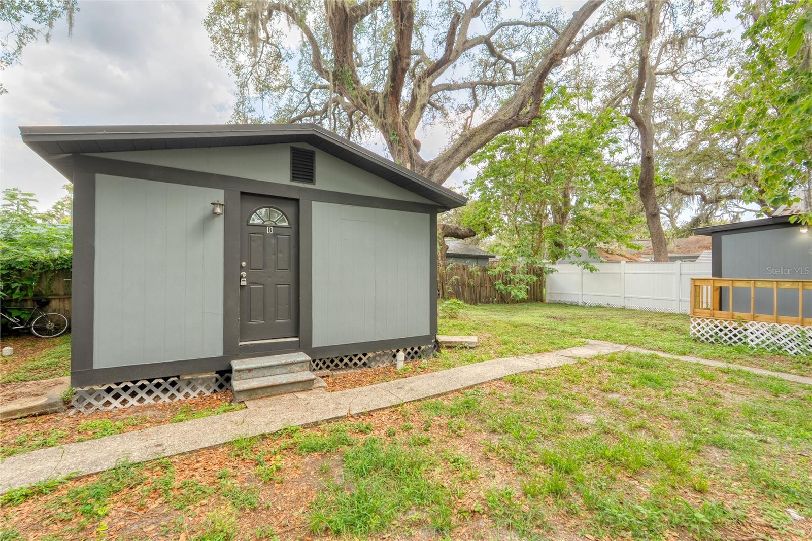 MANOR HILLS SUB - Residential Income