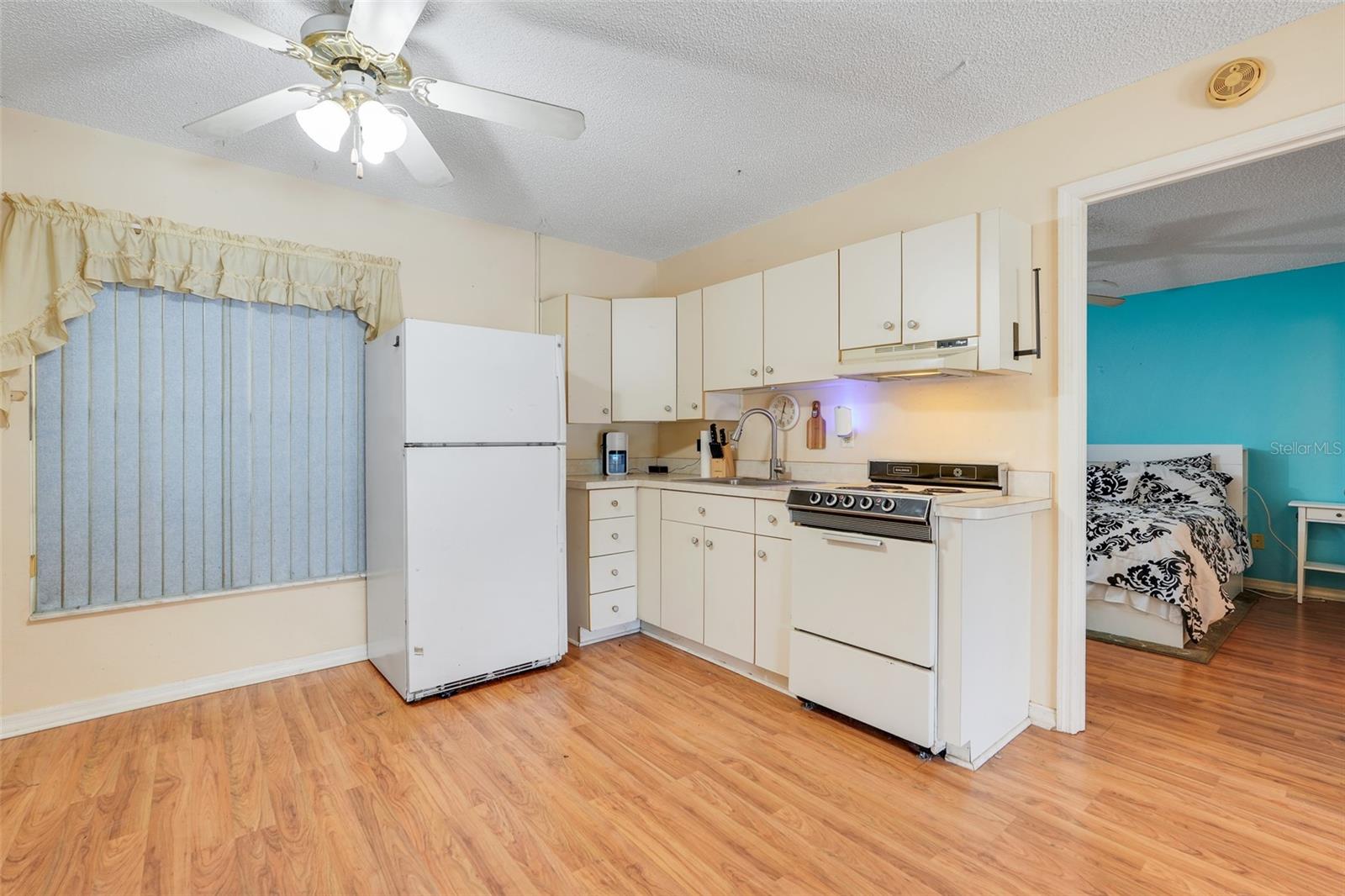 ACREAGE & UNREC - Residential