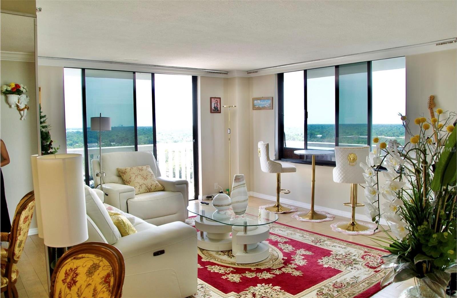 PARK LAKE TOWERS - Residential Lease