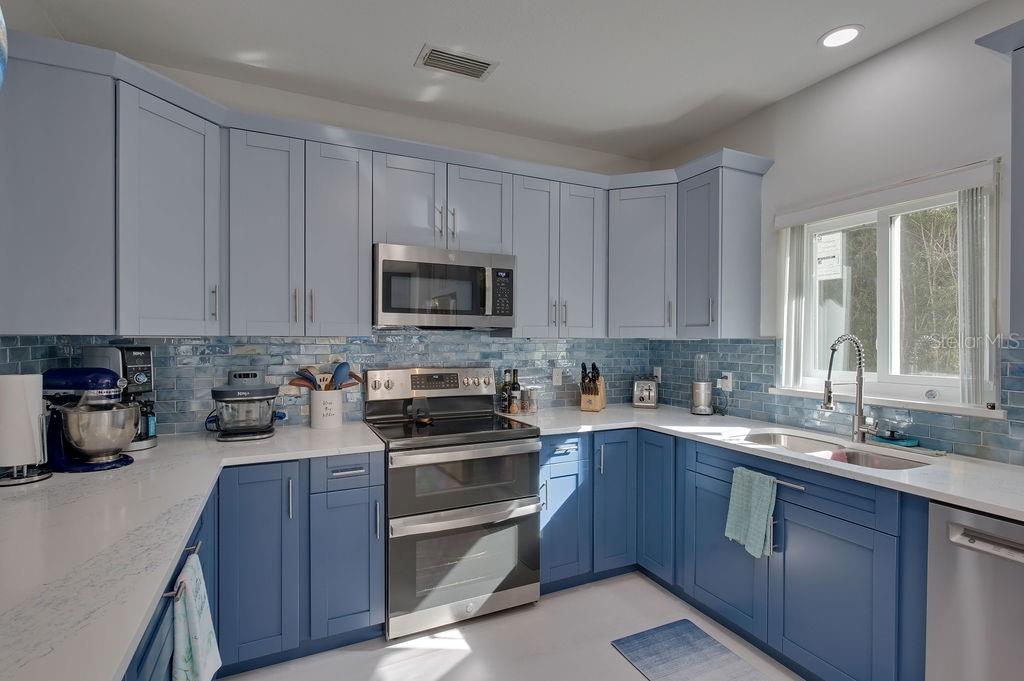 RAINBOW SPGS 05 REP - Residential