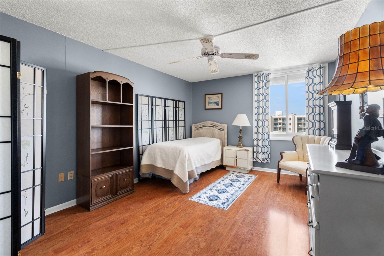 DIAMOND ISLE CONDO - Residential