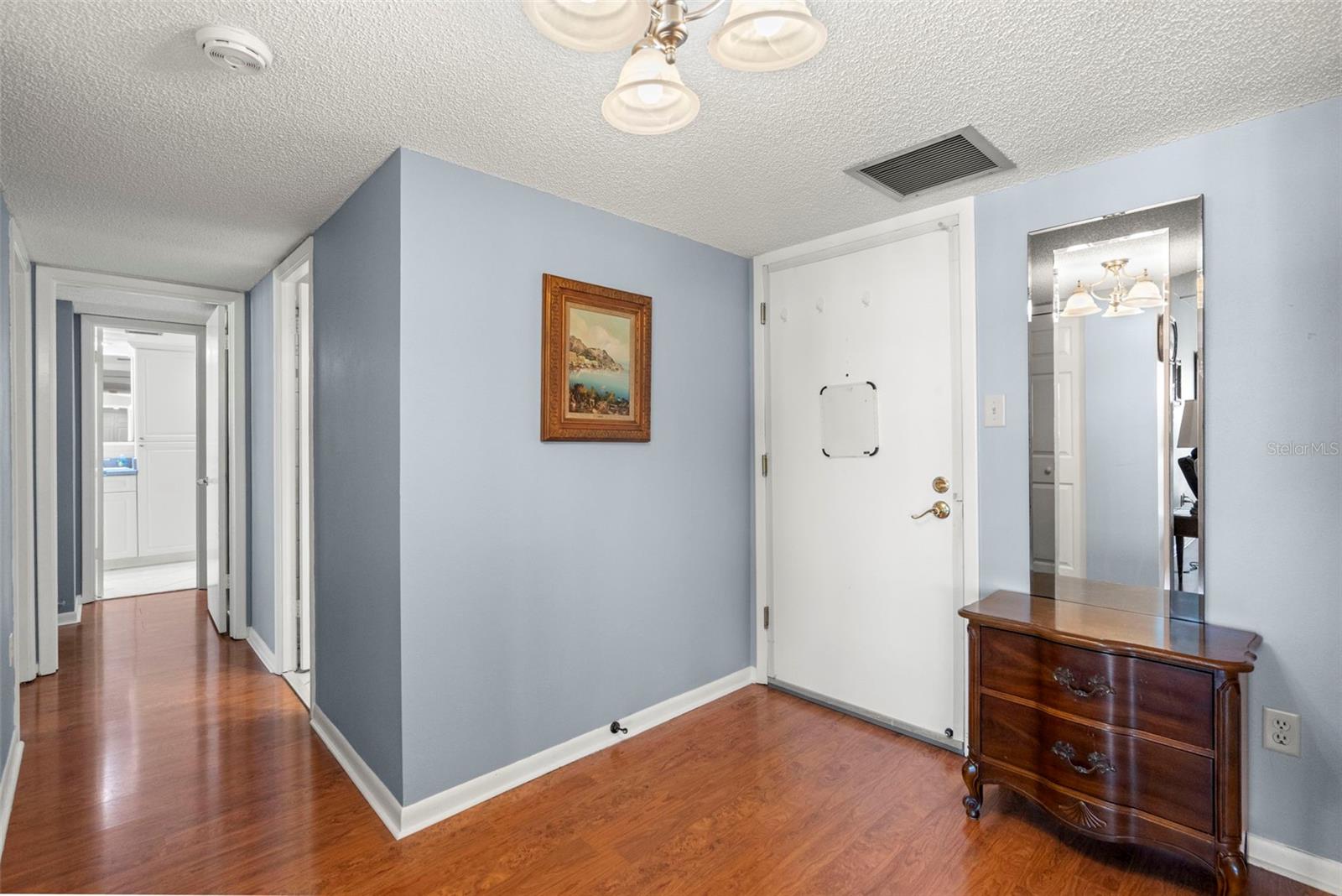 DIAMOND ISLE CONDO - Residential