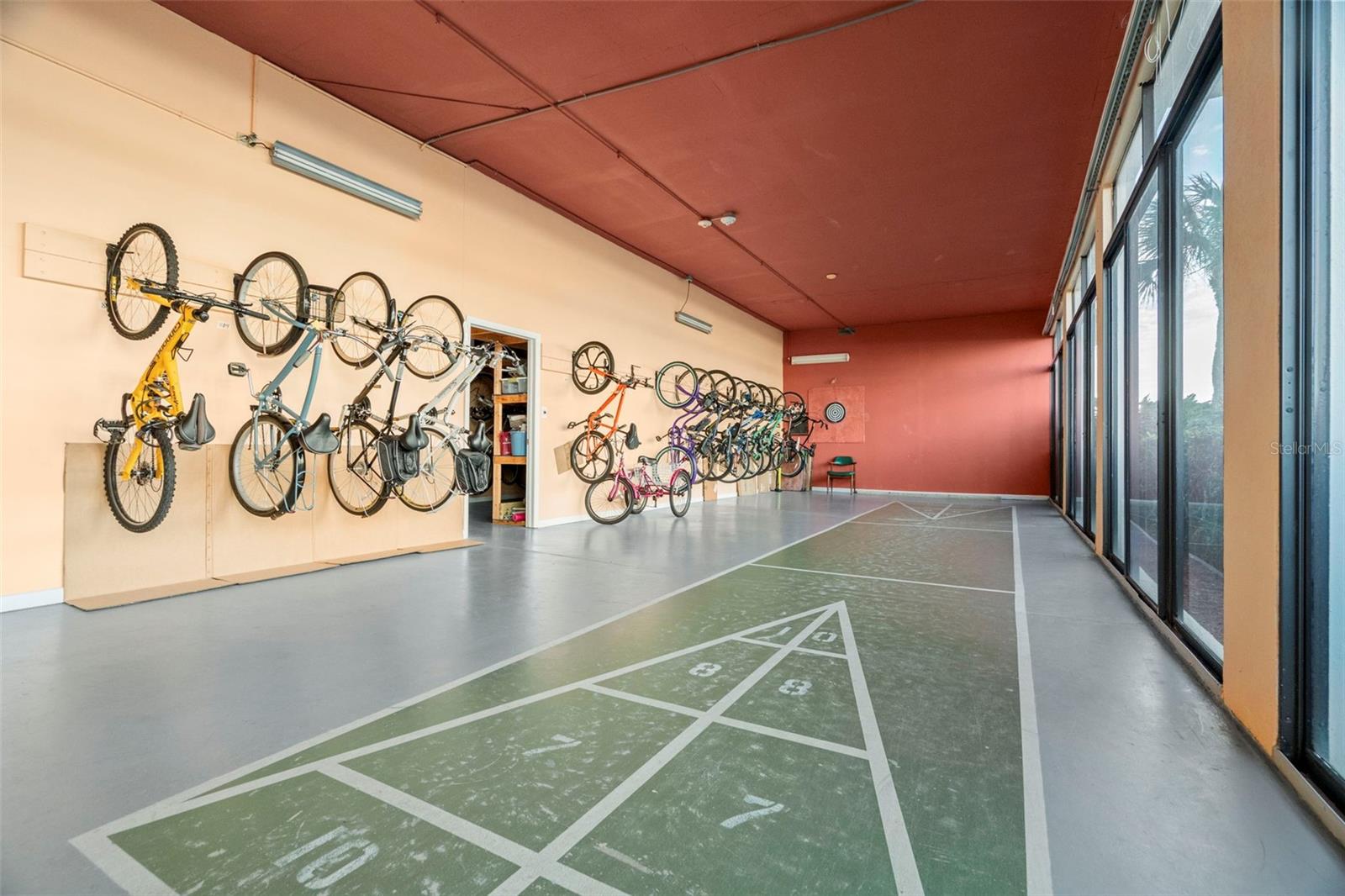 DIAMOND ISLE CONDO - Residential