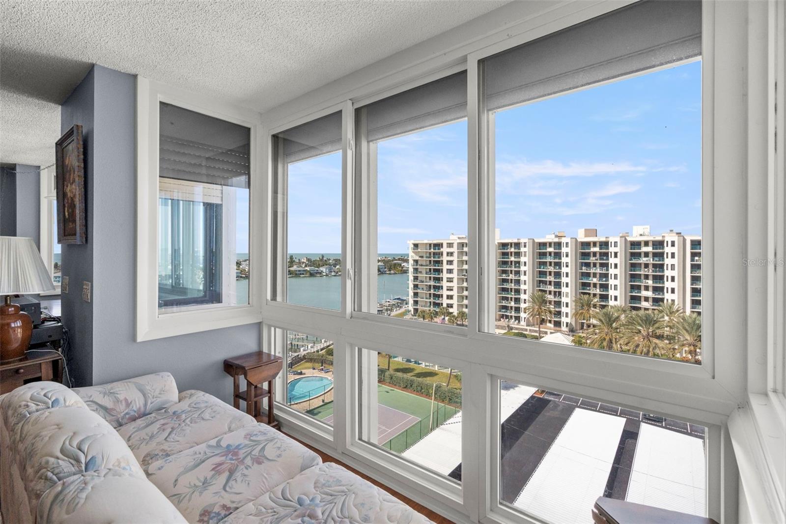 DIAMOND ISLE CONDO - Residential