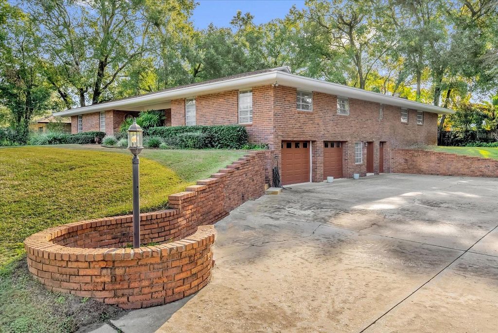 Photo of 1621 Boyer Street, Longwood, FL 32750 (MLS # O6373273)