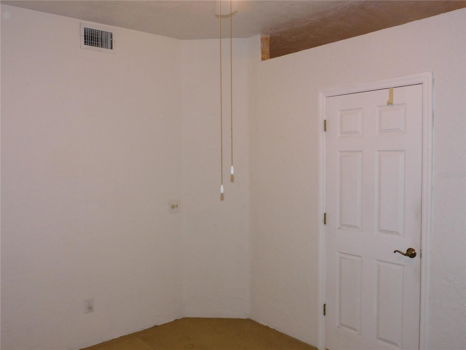 LA VITA CONDO PH 2 - Residential