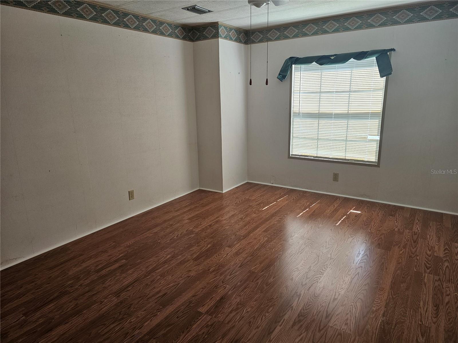 BRIAR CREEK MOBILE HOME COMMUNITY I CONDO - Residential