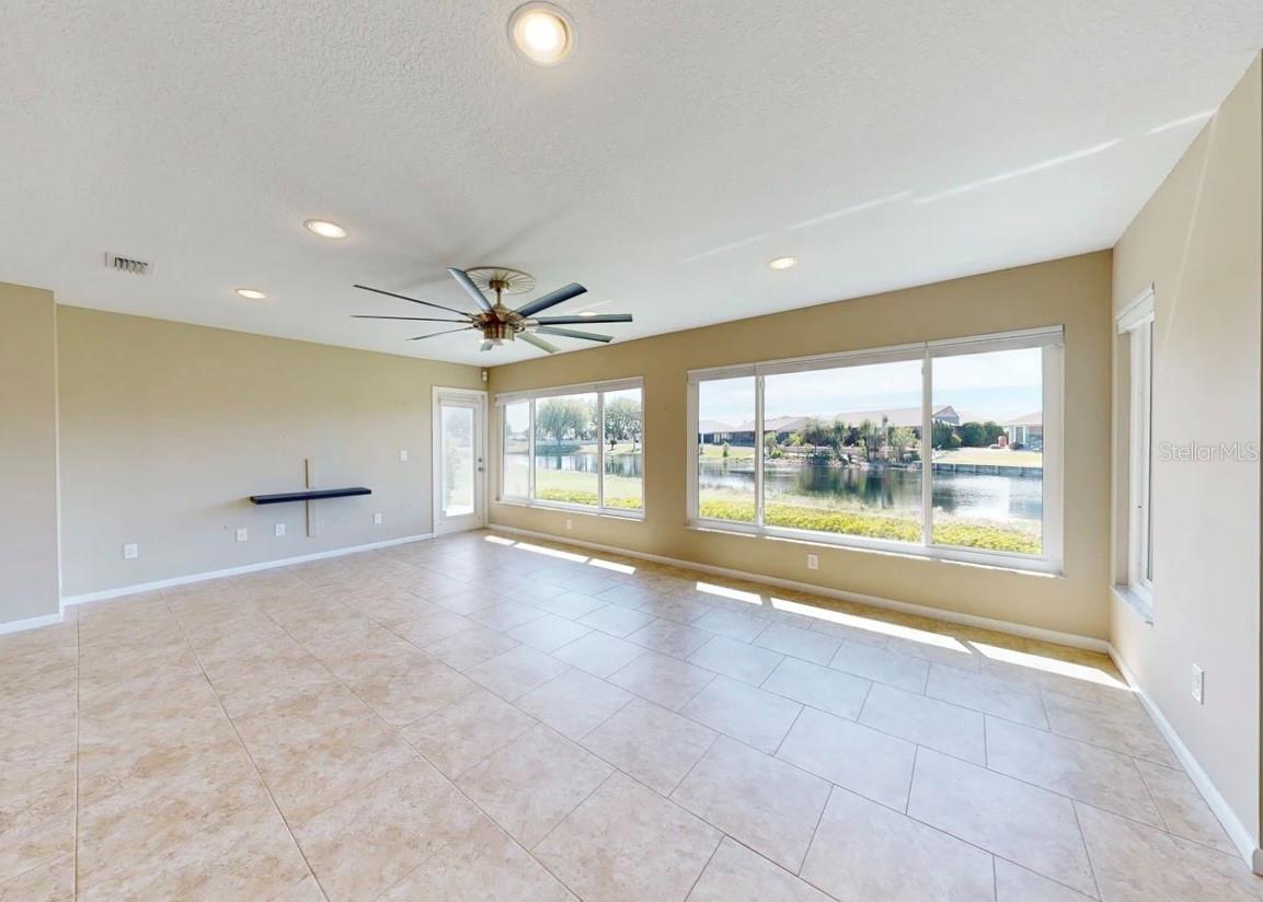 CALOOSA COUNTRY CLUB ESTATES U - Residential