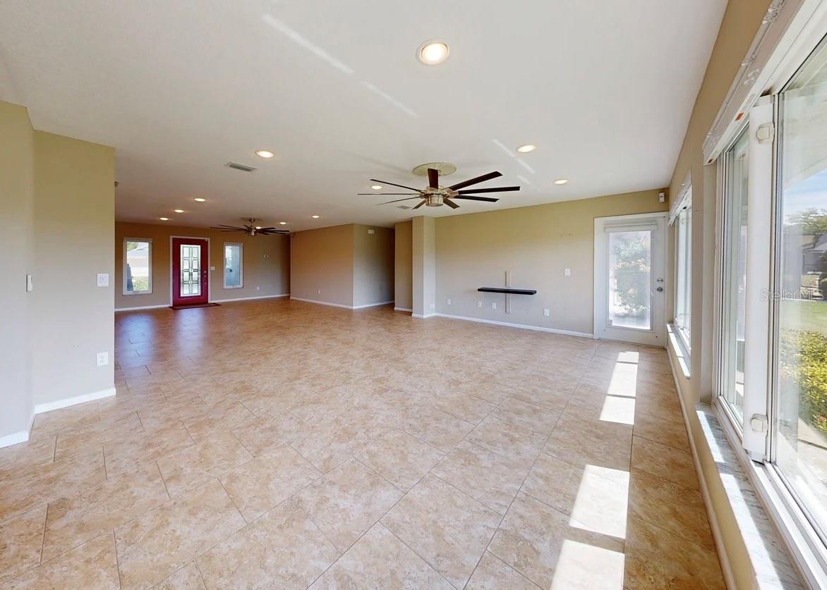 CALOOSA COUNTRY CLUB ESTATES U - Residential