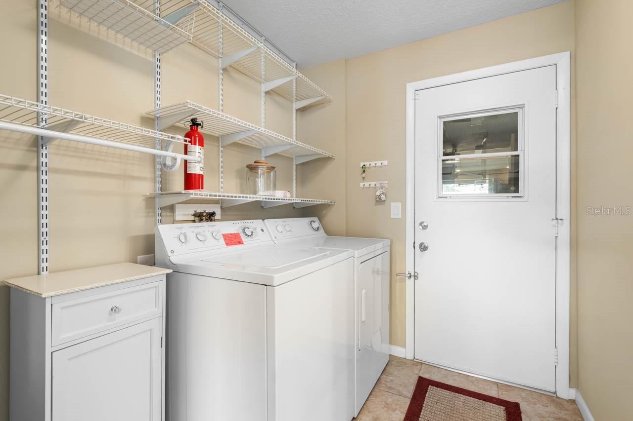 CALOOSA COUNTRY CLUB ESTATES U - Residential