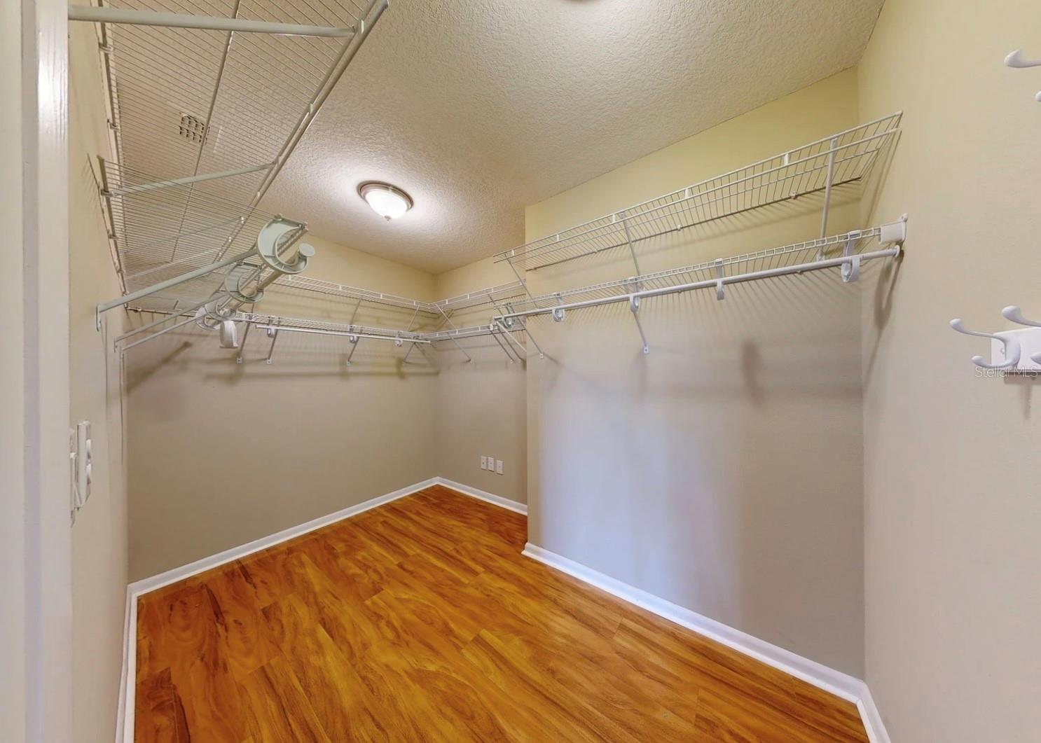 CALOOSA COUNTRY CLUB ESTATES U - Residential