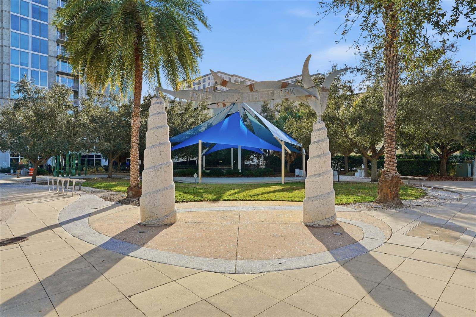 THE PLACE AT CHANNELSIDE A CON - Residential