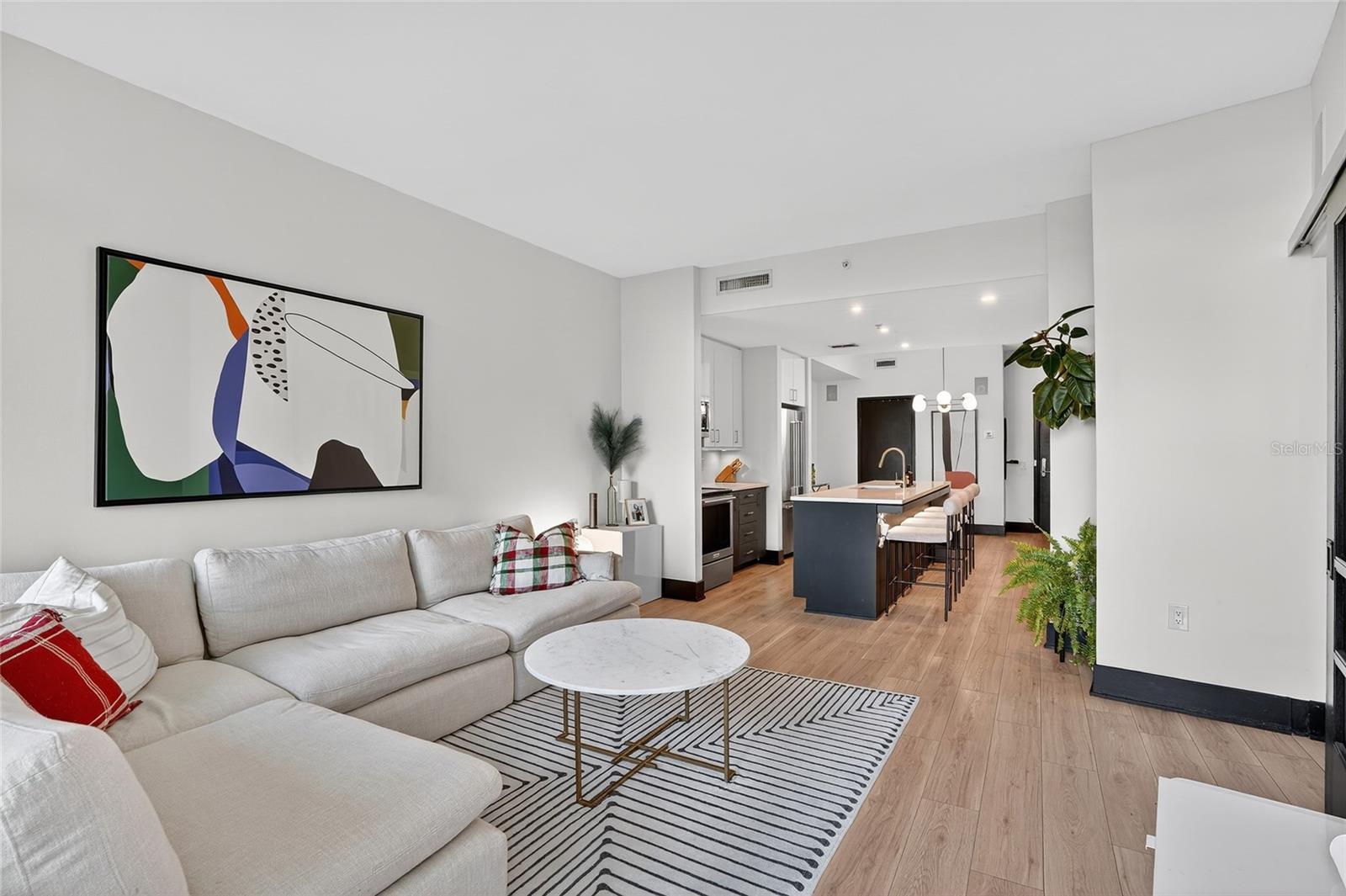 THE PLACE AT CHANNELSIDE A CON - Residential