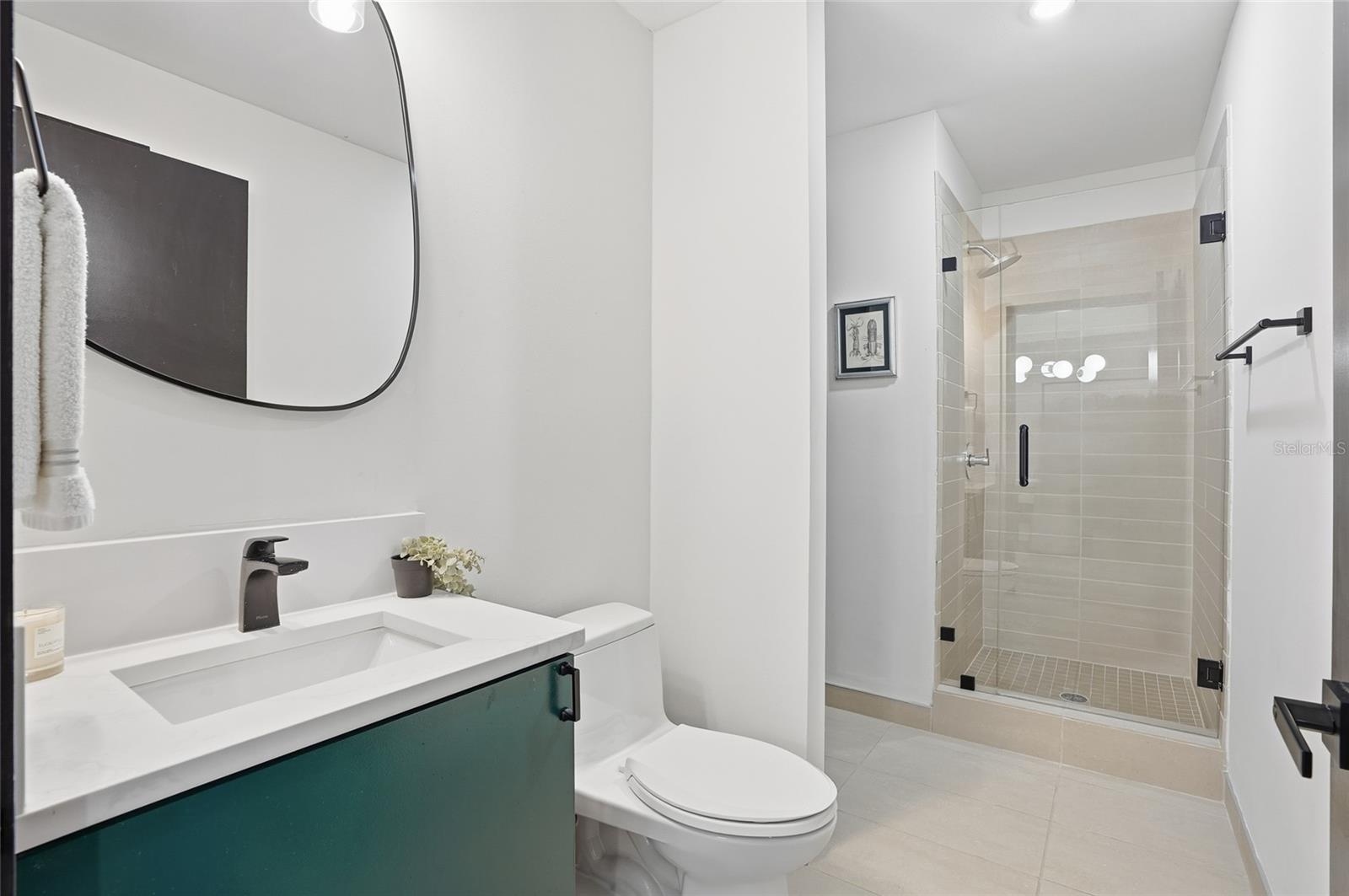 THE PLACE AT CHANNELSIDE A CON - Residential