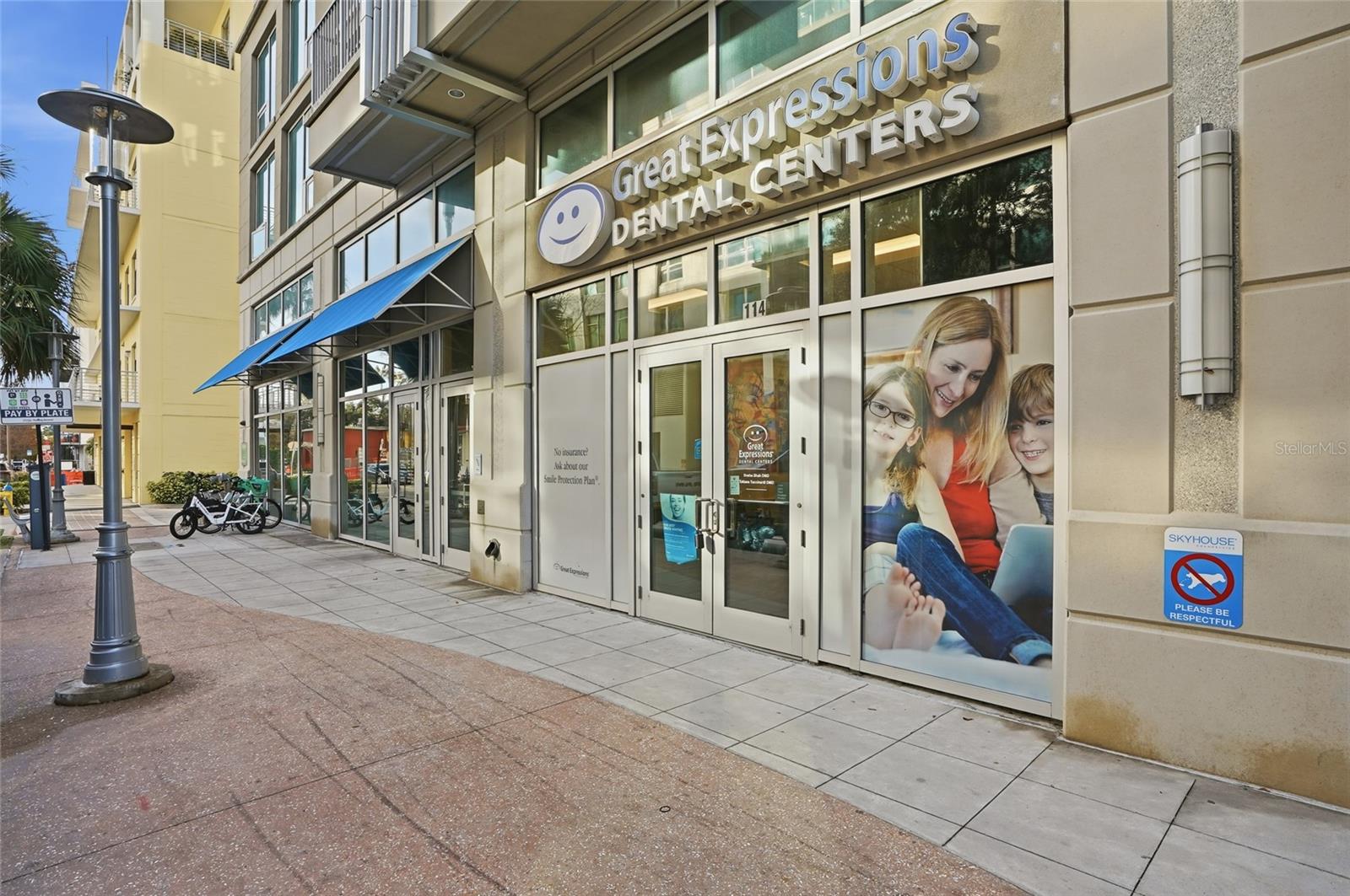 THE PLACE AT CHANNELSIDE A CON - Residential