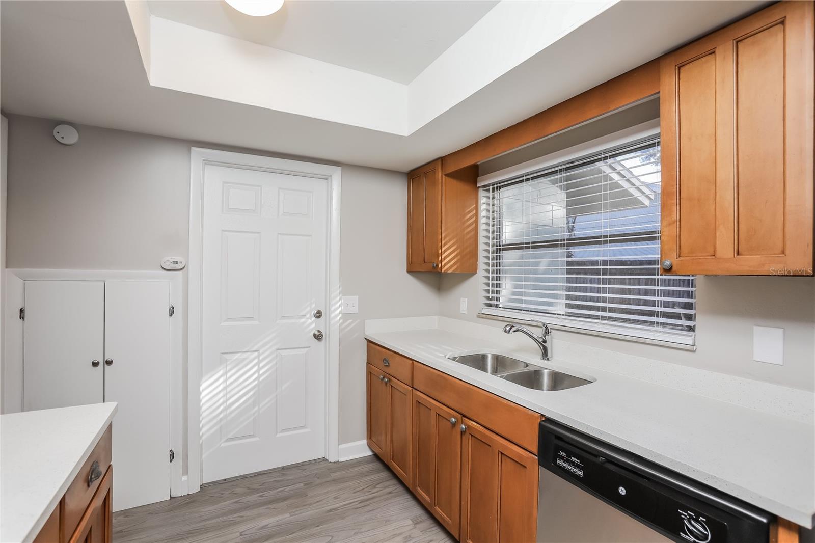 LAUREL SPGS - Residential Lease