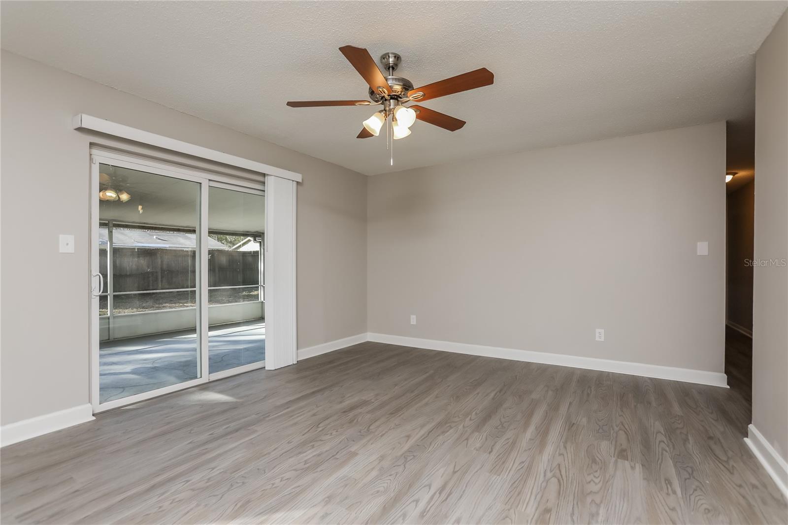 LAUREL SPGS - Residential Lease