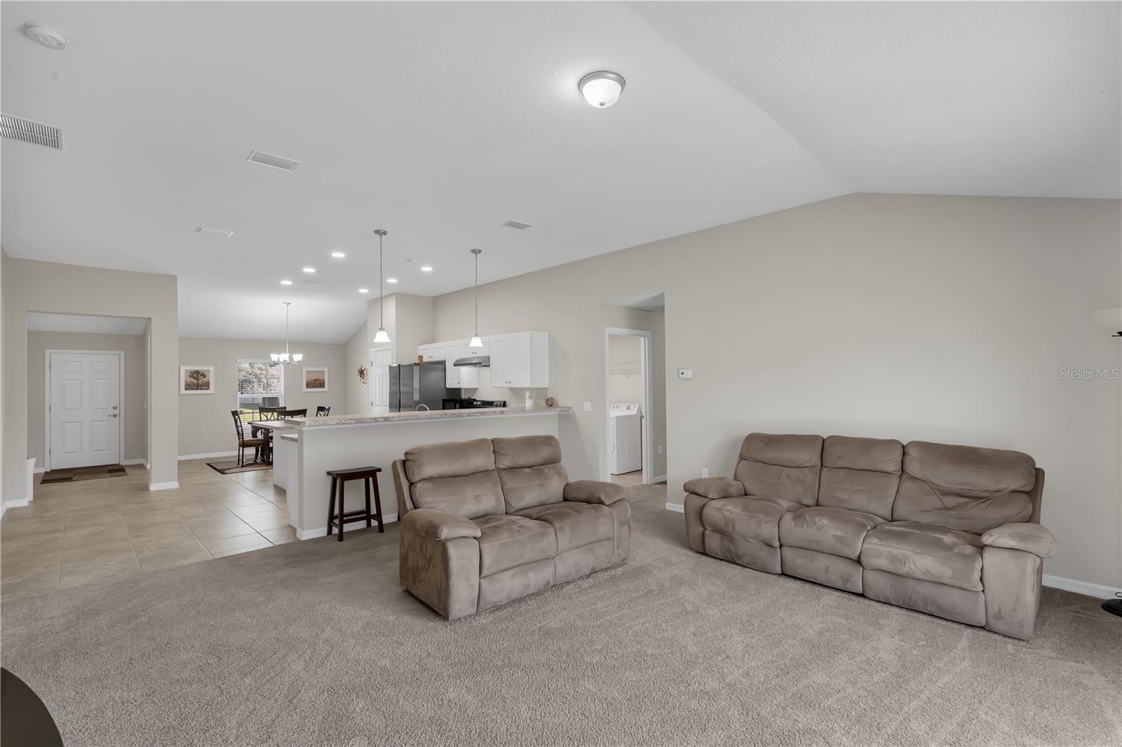 15712 SW 37TH CIRCLE
