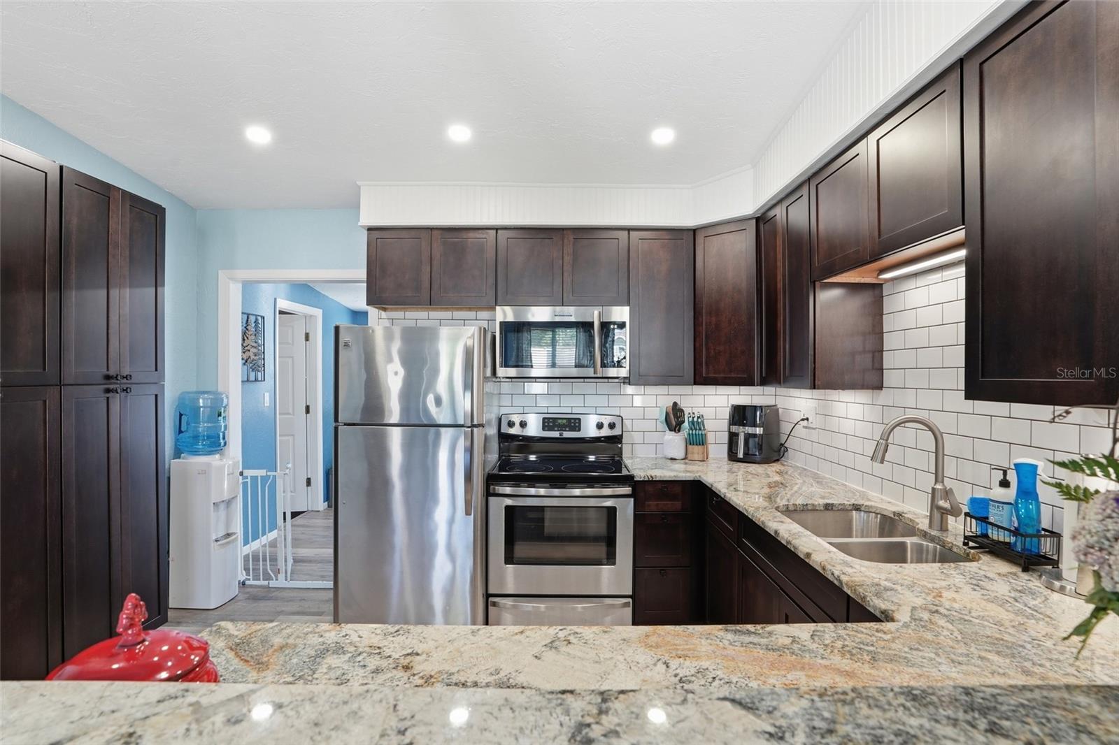 445 PALMETTO DRIVE