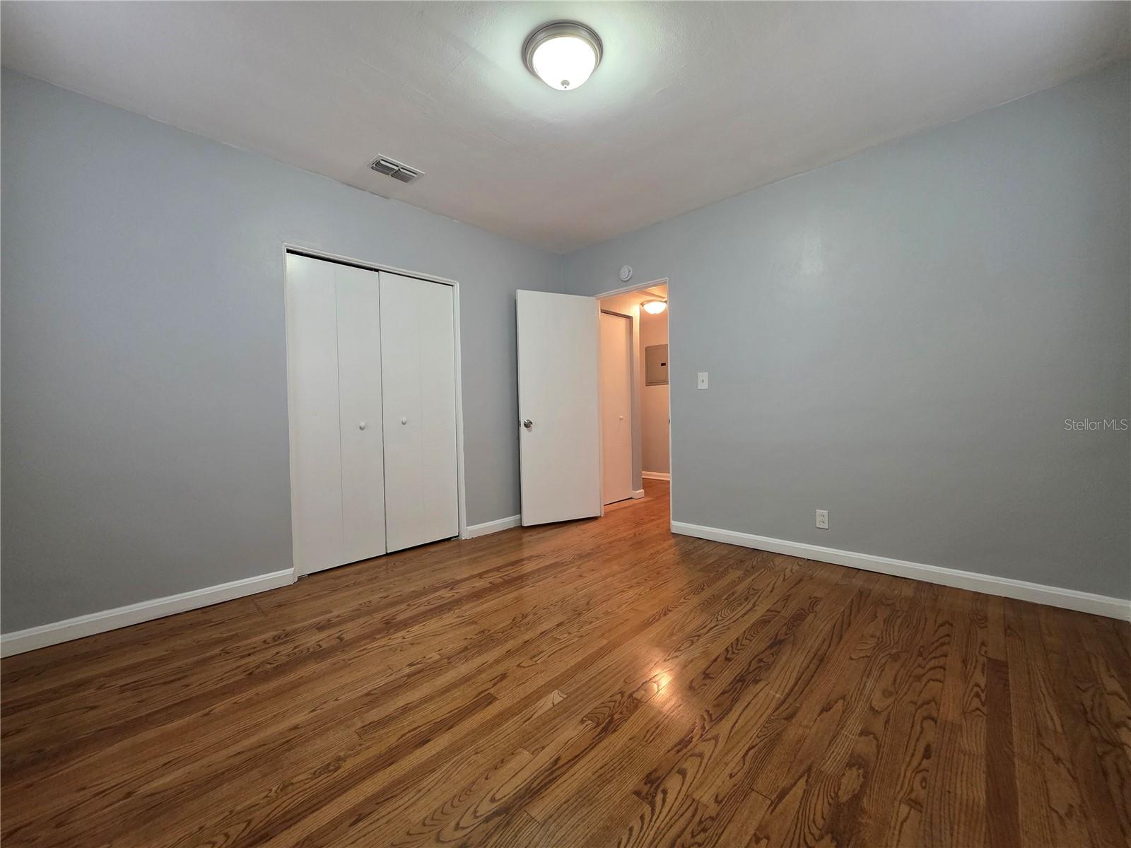 JOHNSON MANOR R/P - Residential Lease