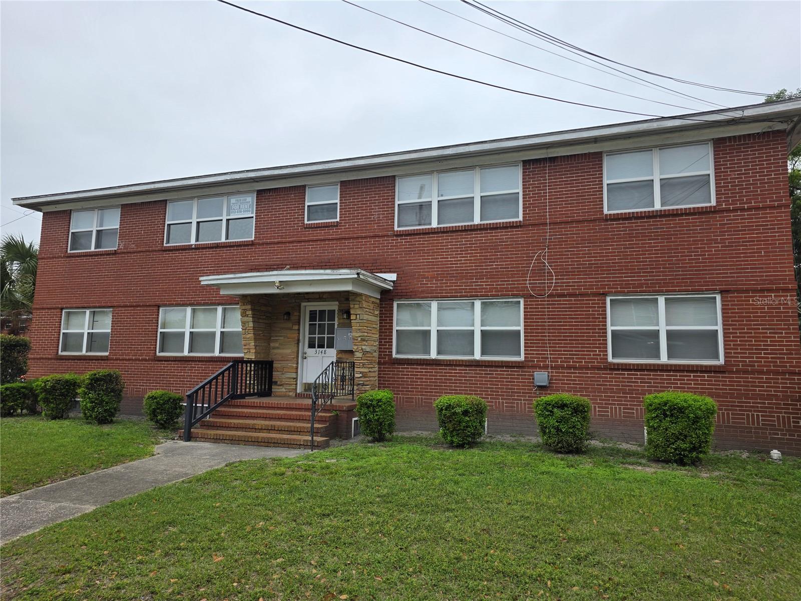 JOHNSON MANOR R/P - Residential Lease